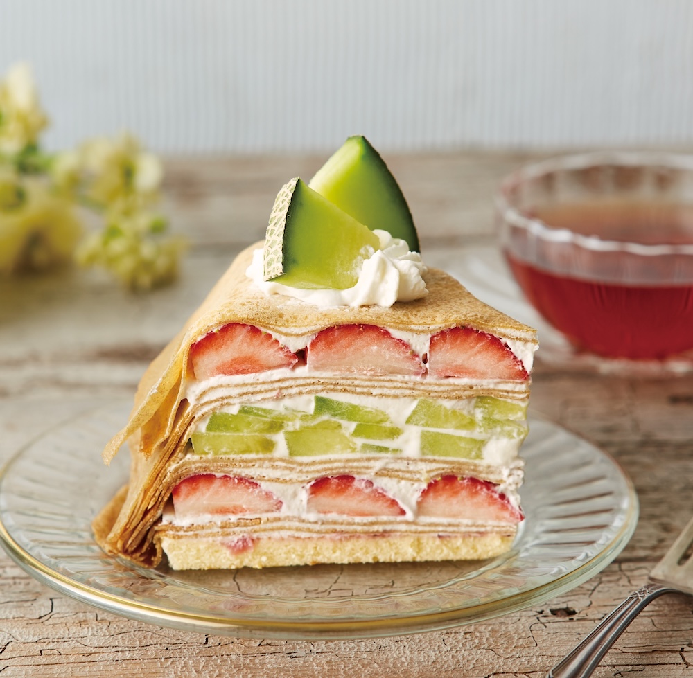 「苺とメロンのミルクレープ」お茶付き・税込み2,178円