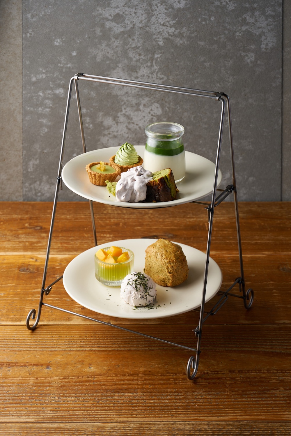 「知覧抹茶×煎茶PDS（pottoドルチェスタンド）」税込み1,380円（都島店除く）
