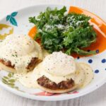 「グリルドハーブソーセージベネディクト(GRILLED HERB SAUSAGE BENEDICT)」1,628円