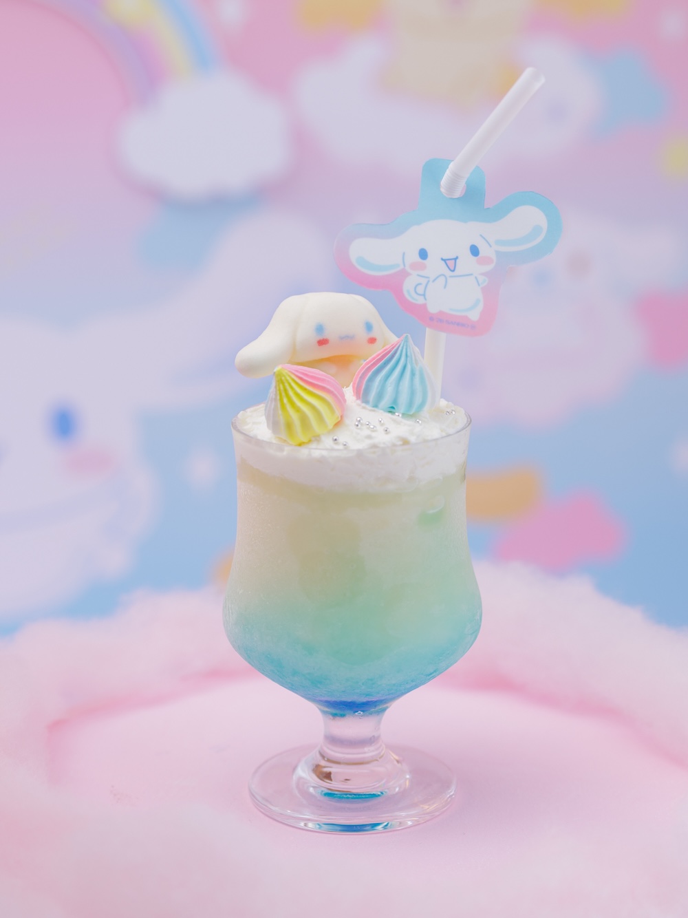 「シナモロール コラボレーションスイーツビュッフェ『Cinnamoroll Summer Sky Trip』」イメージ