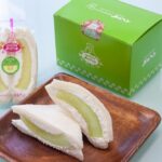 6月1日〜6月21日に販売される「メルヘン」の「茨城県産イバラキングのメロン生クリームサンド」テイクアウト・税込み864円