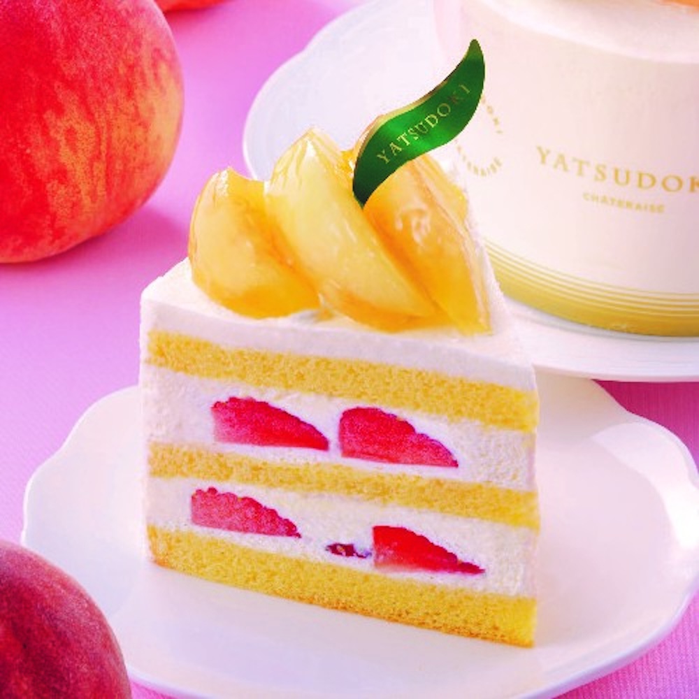 「山梨県産完熟桃と苺のショートケーキ」税込み756円