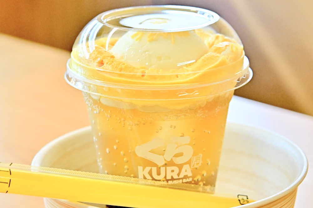 「スヌーピーの仲良しコーラフロート」税込み550円