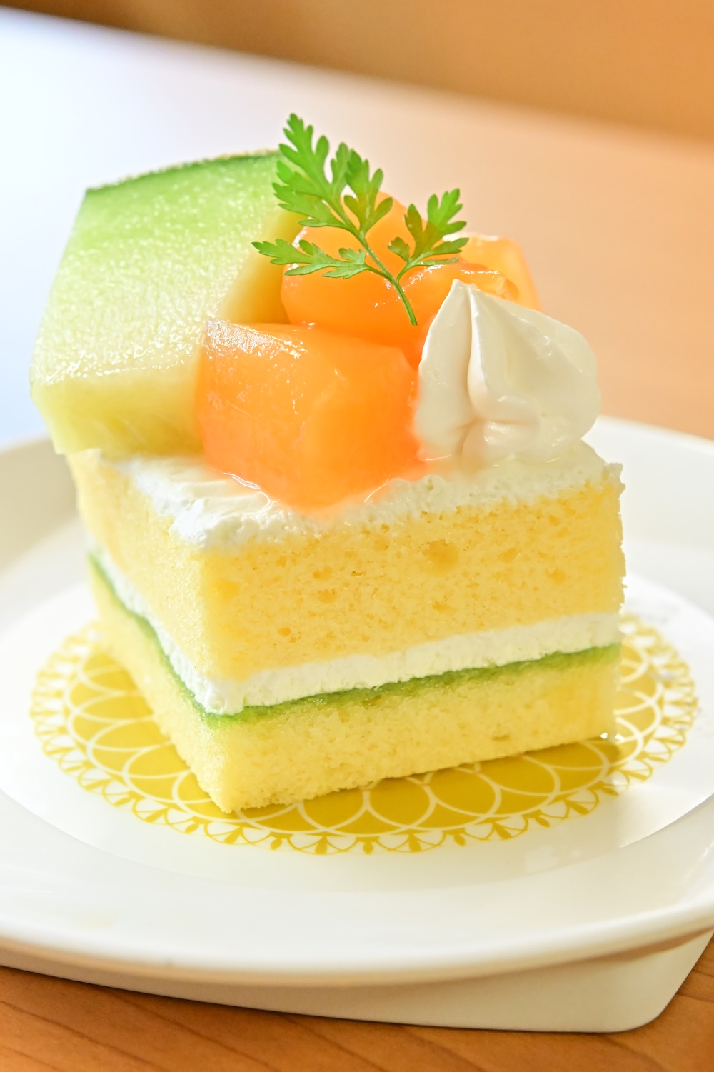 「国産ダブルメロンショートケーキ」税込み650円