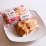 「もちもち食感のクレープ 白桃とヨーグルトムース」イメージ