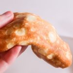 「もちもち食感のクレープ 白桃とヨーグルトムース」イメージ