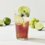 6月25日〜9月2日に販売される「シャルドネダージリンのスパークリングティー」税込み1,050円