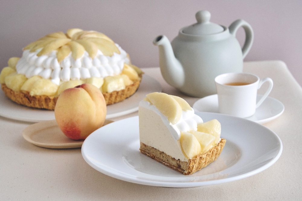 「“岡山白桃”とベルガモットムースのケーキパイ」税込み1,320円