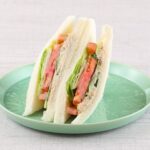 「サンドイッチハウス メルヘン」の「大葉入りツナトマトサンド」1パック・税込み540円