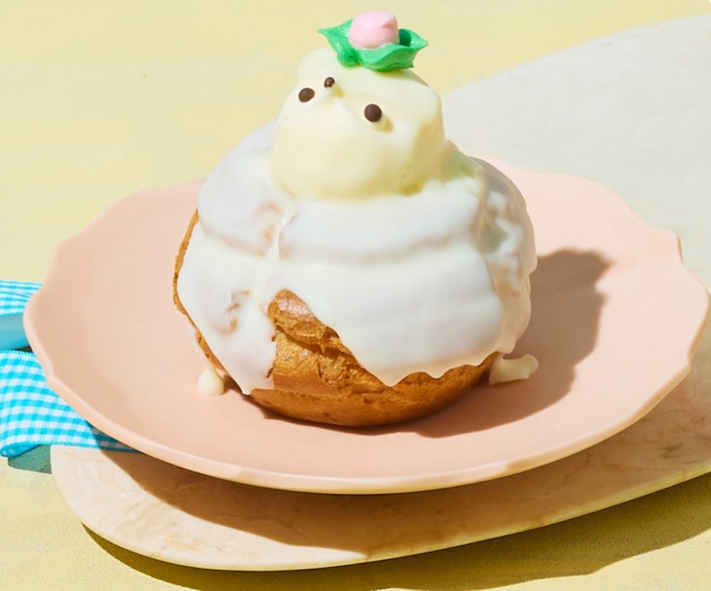 「太陽ノ塔 洋菓子店」の「桃とサワークリームのたぬき」810円