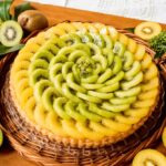「キウイフルーツとリンゴムースのタルト」ピース・税込み1,410円〜