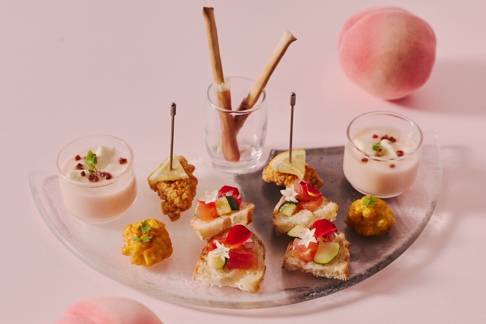 「ザ ピーチ シーズン パルフェ アフタヌーンティー」イメージ