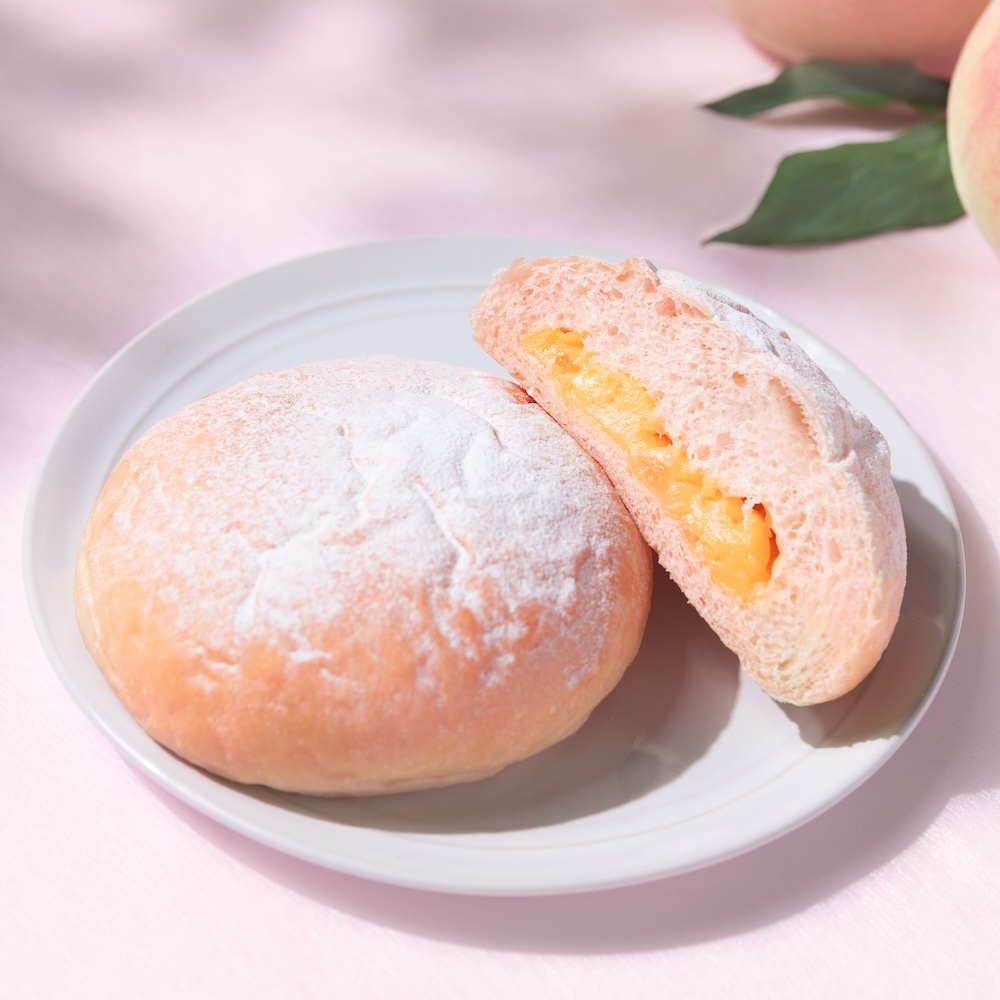 「桃のクリームパン」イメージ