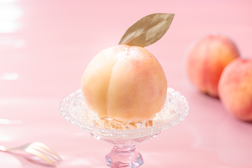 「まるごと桃のケーキ」税込み950円