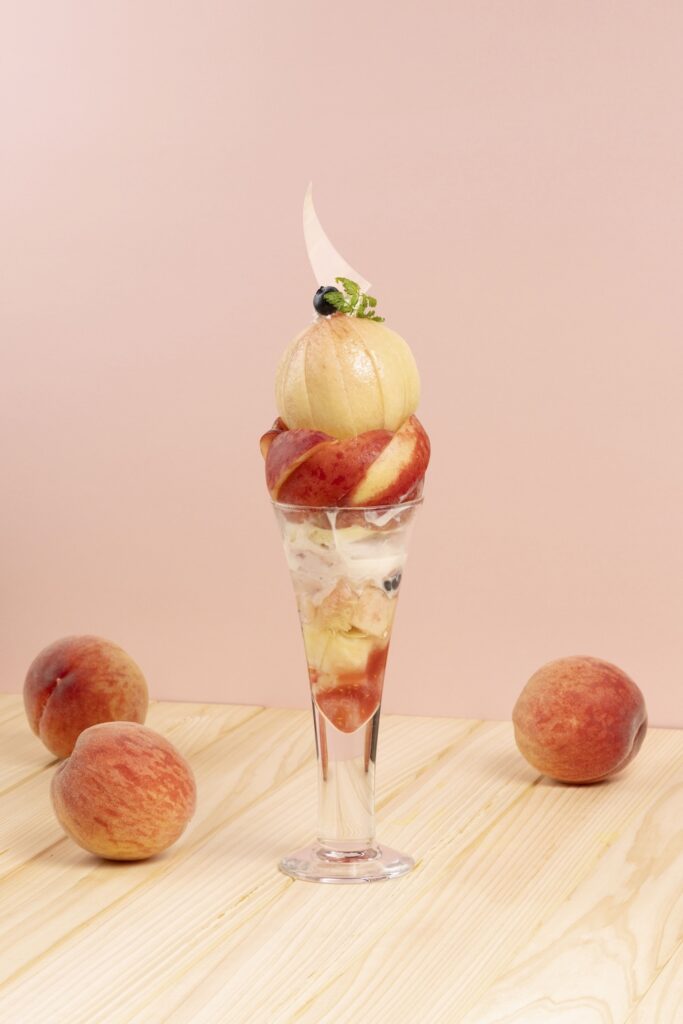 「THE TOWER まるごと桃」イメージ