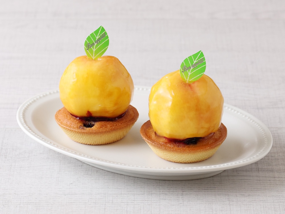 「パティスリー ハルミエール」の「桃のタルト」1個・税込み1,000円