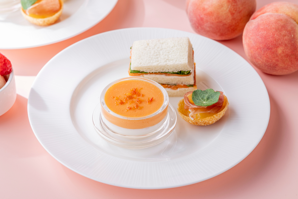 「ピーチ＆ティーセレクションアフタヌーンティー」イメージ