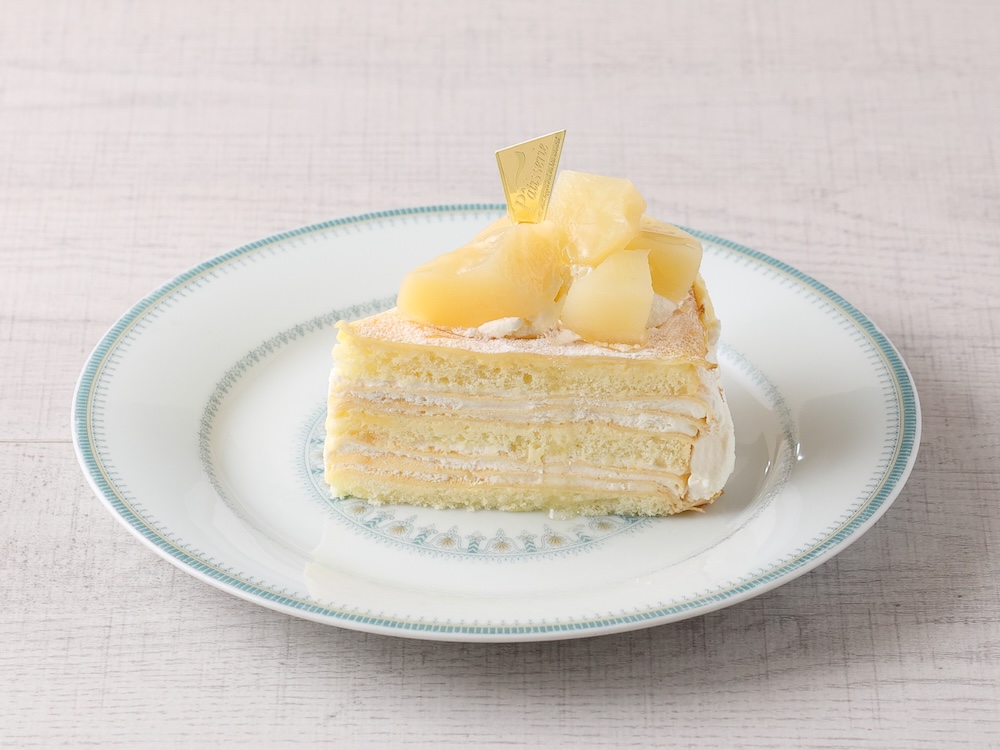 「パティスリー ルパン」の「もものミルクレープ」税込み880円