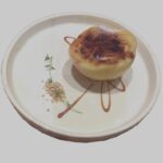 「sugar」の「桃のブリュレ」税込み850円（イートイン）