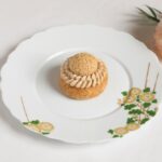 「パリブレスト」イートイン・1,400円（サービス料含む）、テイクアウト・税込み1,900円（化粧箱入り）