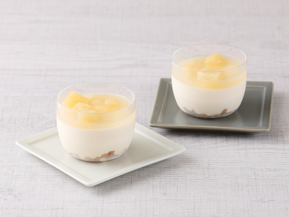「ランメイシャスイーツファクトリー」の「桃のグラスケーキ」1個・税込み480円