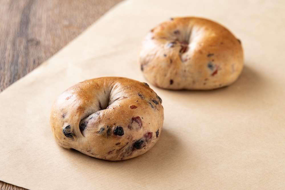 「2種のベリーとクリームチーズのベーグル」税込み400円