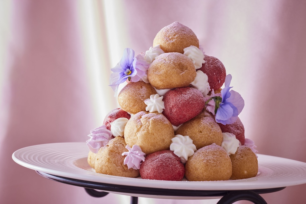 「桃と無花果のスイーツメゾン 夏のティータイムを楽しむスイーツ＆ランチディナービュッフェ」イメージ