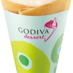 「シーズナルクレープ ピーチ バニラアイス添え」税込み973円