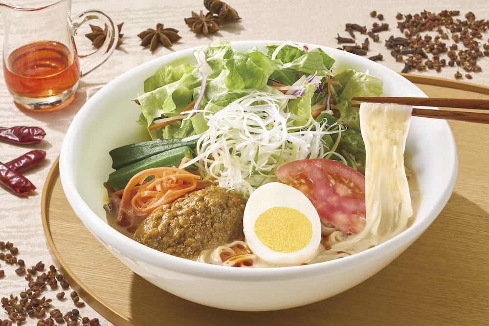 「カレーな冷やし豆乳担々うどん」単品・税込み1,319円〜