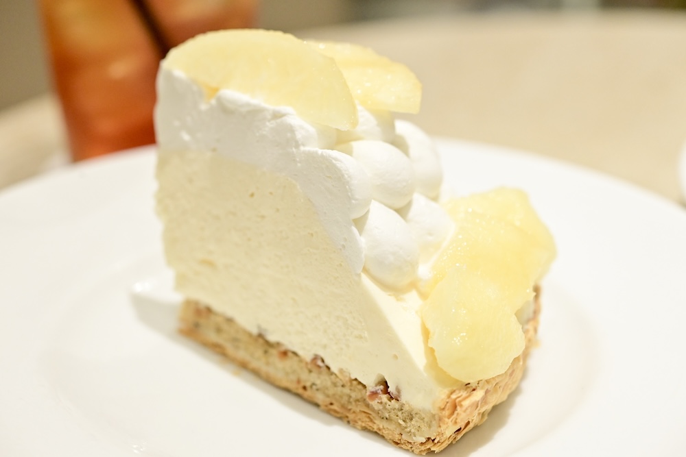 「“岡山白桃”とベルガモットムースのケーキパイ」イメージ