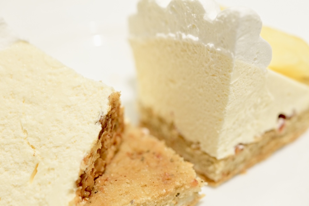 「“岡山白桃”とベルガモットムースのケーキパイ」イメージ