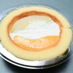 「プレミアムロールケーキ白桃&黄桃」イメージ