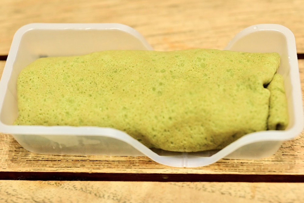 「ファミマ・ザ・クレープ 宇治抹茶」イメージ