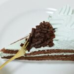 「ヤマザキ エッセルスーパーカップチョコミント風味ケーキ」イメージ