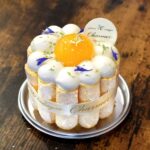 千葉県船橋市「patisserie boulangerie charmer」の「シャルロットマンゴー」税込み840円