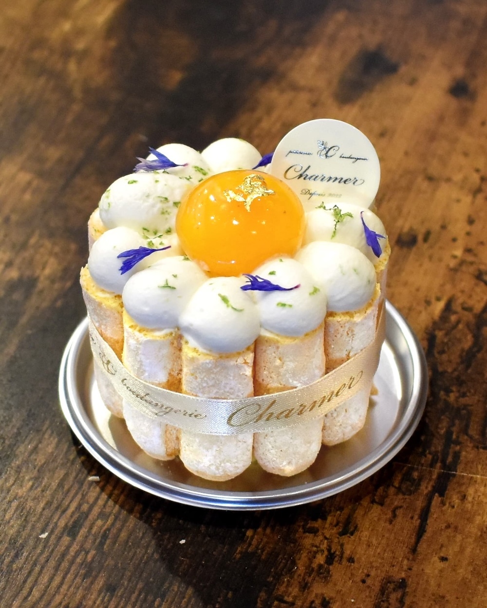 千葉県船橋市「patisserie boulangerie charmer」の「シャルロットマンゴー」税込み840円