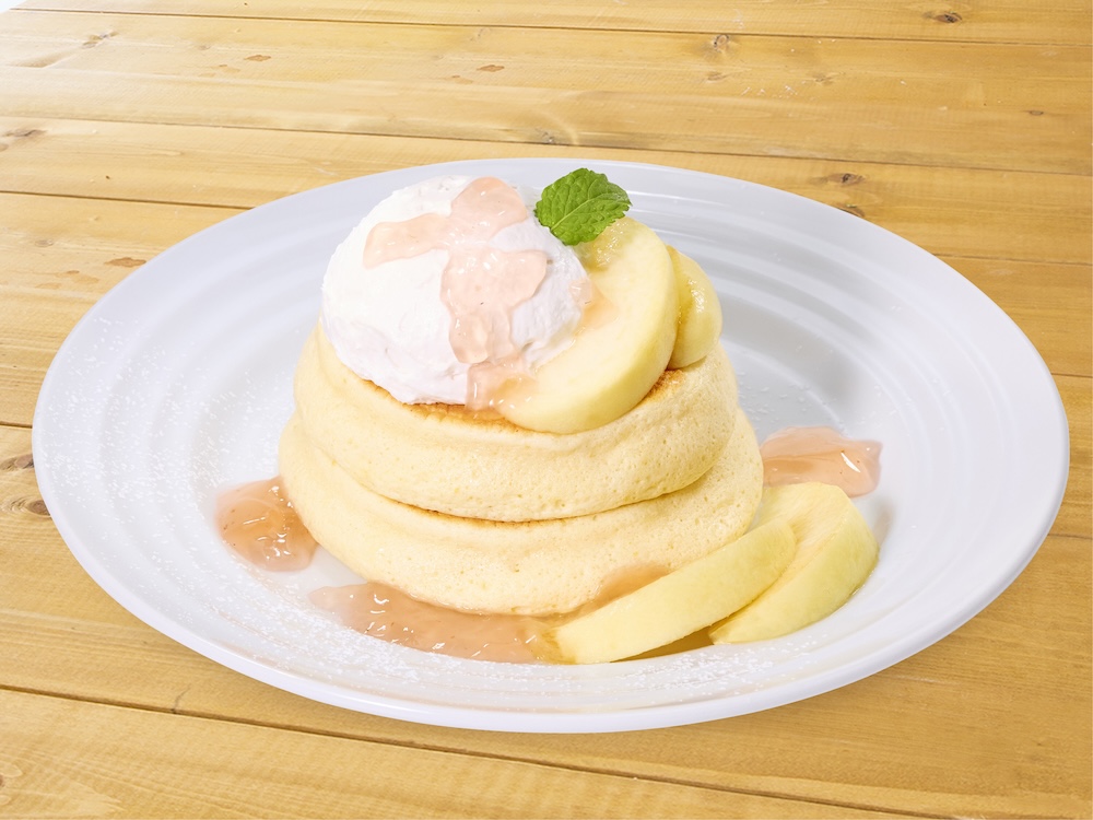 「桃のリコッタパンケーキ」イメージ（ジャストサイズ）