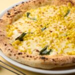 「とうもろこしと5種チーズのピザ」税込み1,695円