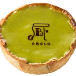 「黒蜜薫る抹茶チーズタルト‐栗とわらび餅入り」税込み1,980円