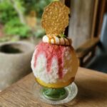 「吹上の森」の「まるごと塩キャラメルとベリーのパフェ」1,851円