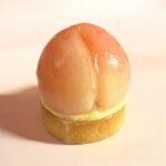 「テタンレール」の「桃タルト」1,080円