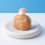 「and TOKYO」のグランスタ限定「桃ドーナツ」税込み550円