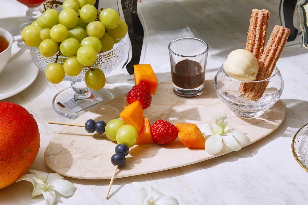 「シャインマスカット＆マンゴー Juicy Summer Afternoon Tea」イメージ