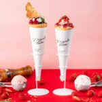 左から「〈いちご味〉大人のご褒美いちごジェラートクレープ」、「〈いちごミルク味〉夏の思い出いちごミルクジェラートクレープ」