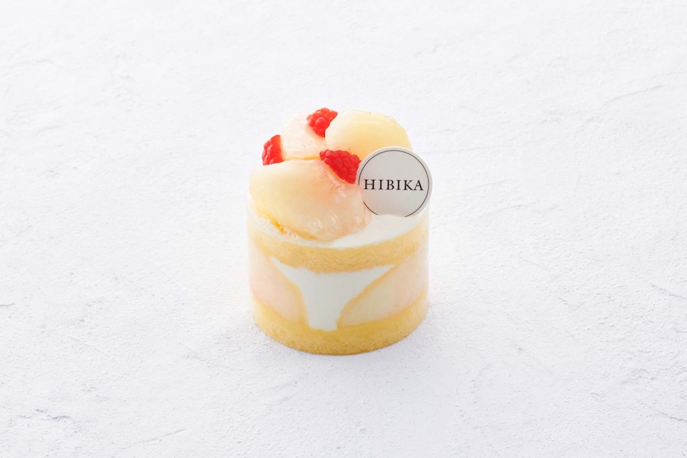 「HIBIKA」の「夏桃 -桃のショートケーキ-」880円