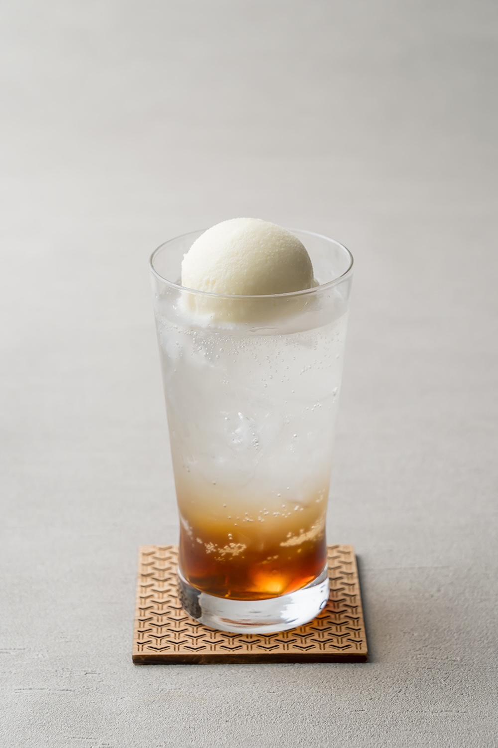 京都店限定「紅茶クリームソーダ」900円