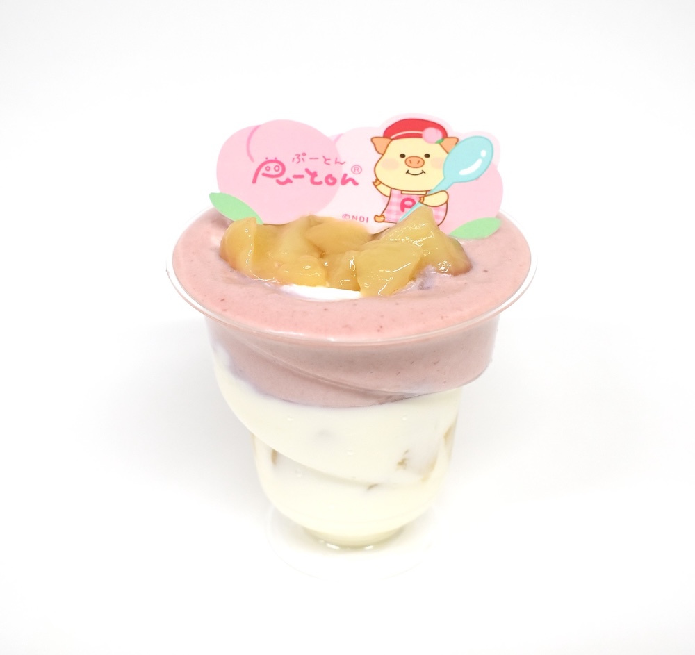 「ごろごろ桃入りのパンナコッタ」税込み864円