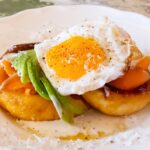 「サーモンアボカドエッグのフレンチトースト」税込み1,700円