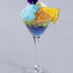 「【青】青いピニャコラーダパフェ」税込み2,000円(別途サービス料)
