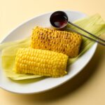 「燻製醤油の焼きとうもろこしと蒸しとうもろこし」税込み655円